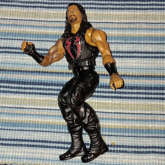 WWE Roman Reigns Action Figure - Picture 1 of 7